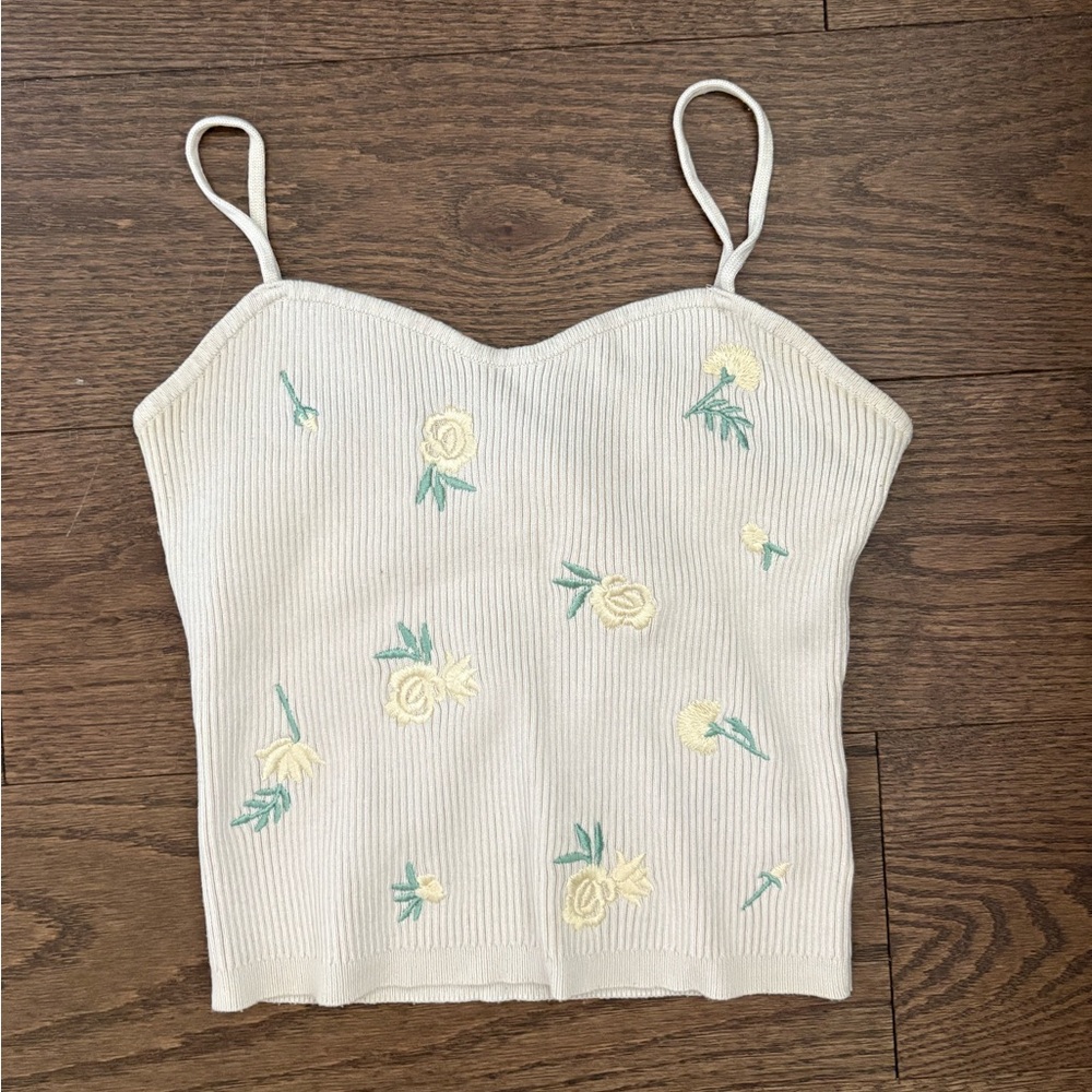 H&M Cream XS Flower Top